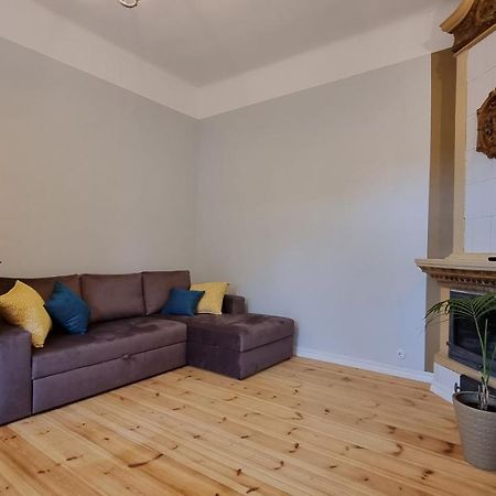 Aia Center Apartment With Sauna Pärnu Buitenkant foto